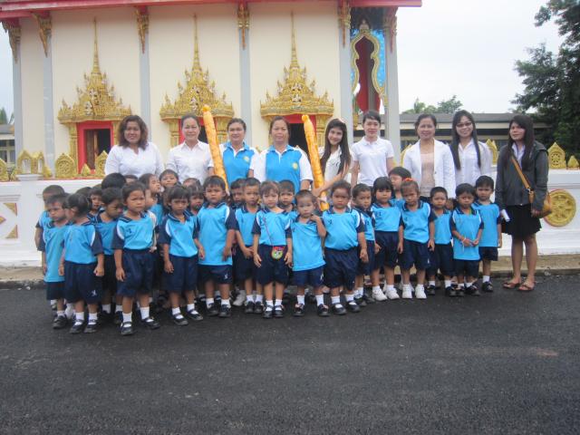 ถวายเทียนพรรษา56
